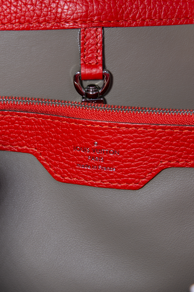 Capucines MM Bag