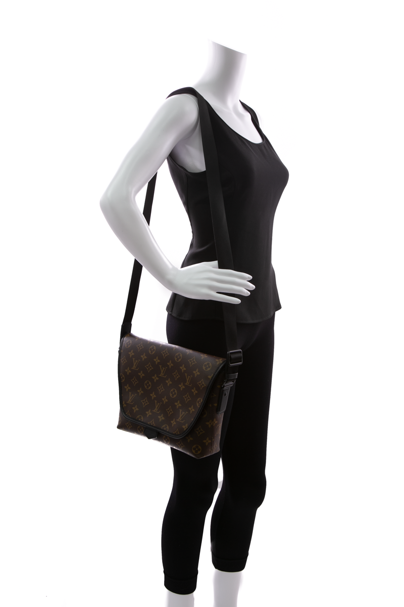 Macassar Magnetic Messenger Bag