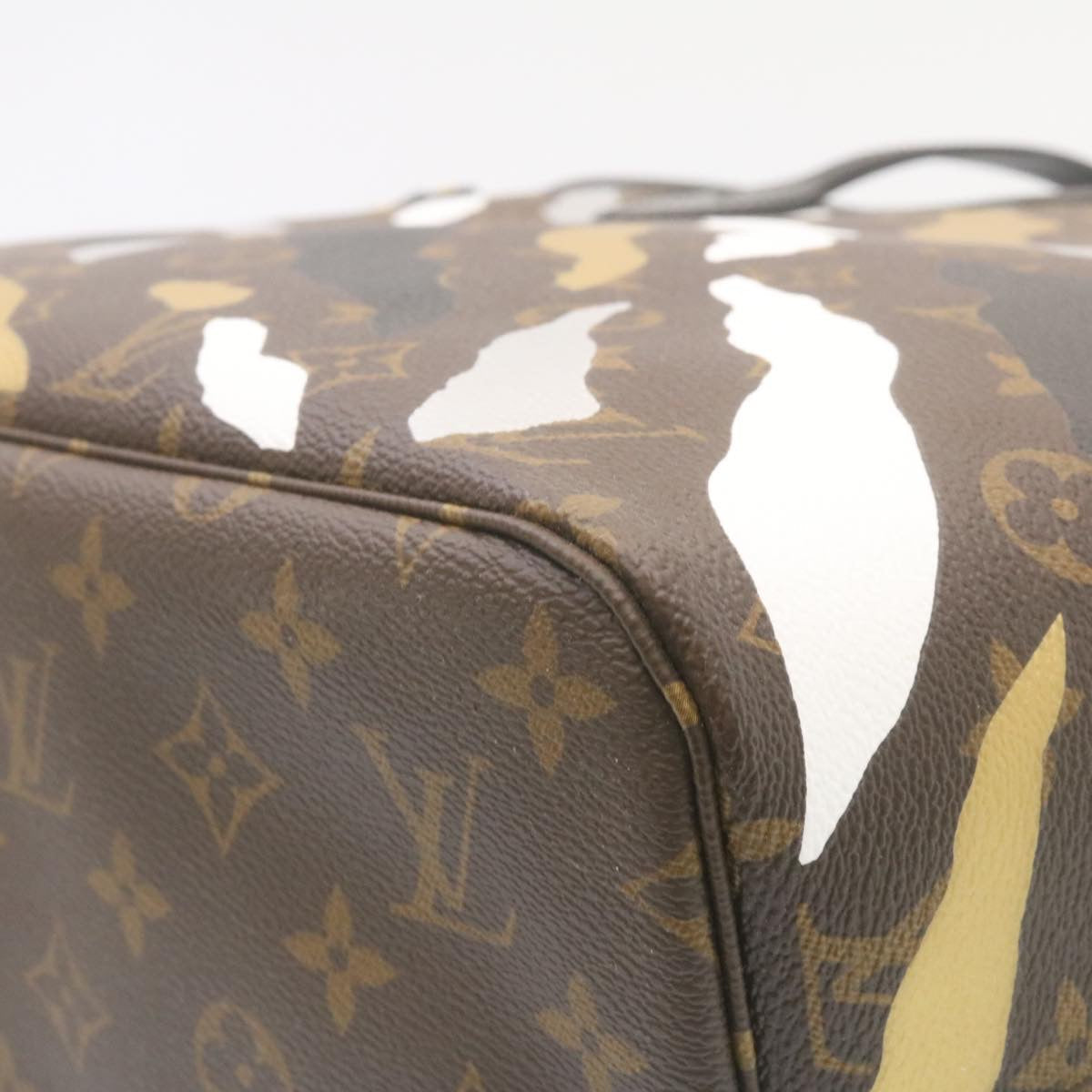 LOUIS VUITTON �~ LOL Monogram Camouflage Neverfull MM Tote Bag M45201 Auth 29024A