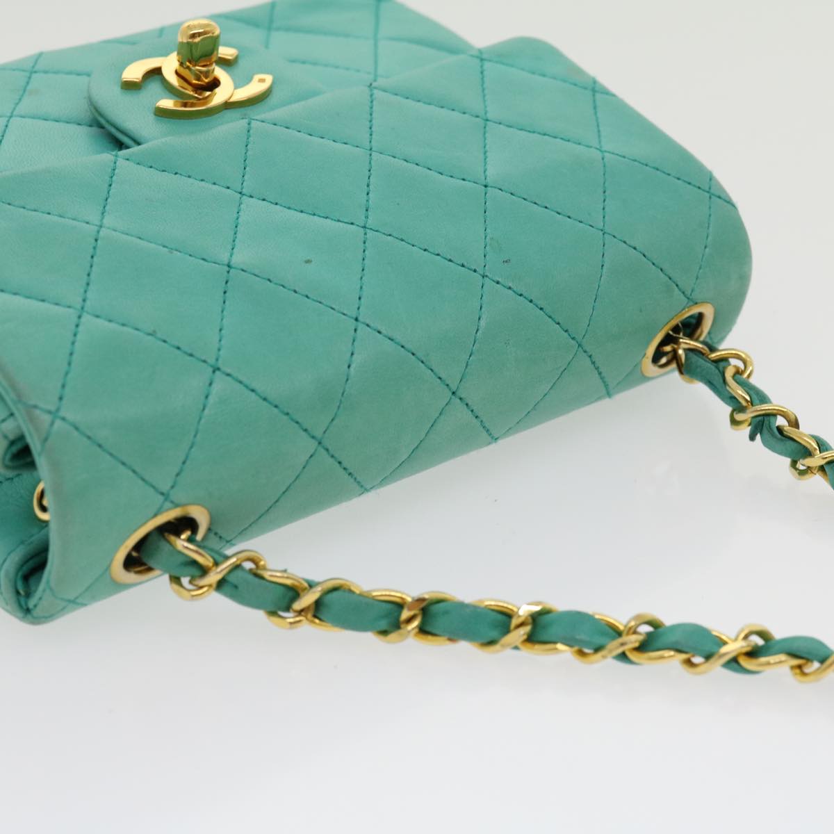 Top Quality Chanel Mini Matelasse New Chain Shoulder Bag Lamb Skin Light Blue Auth 29527A