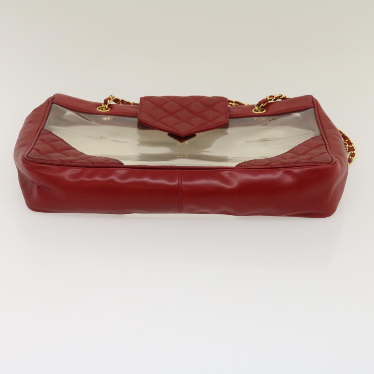 Top Quality Chanel Matelasse Chain Shoulder Bag Lamb Skin Enamel Red Clear CC Auth 29894A