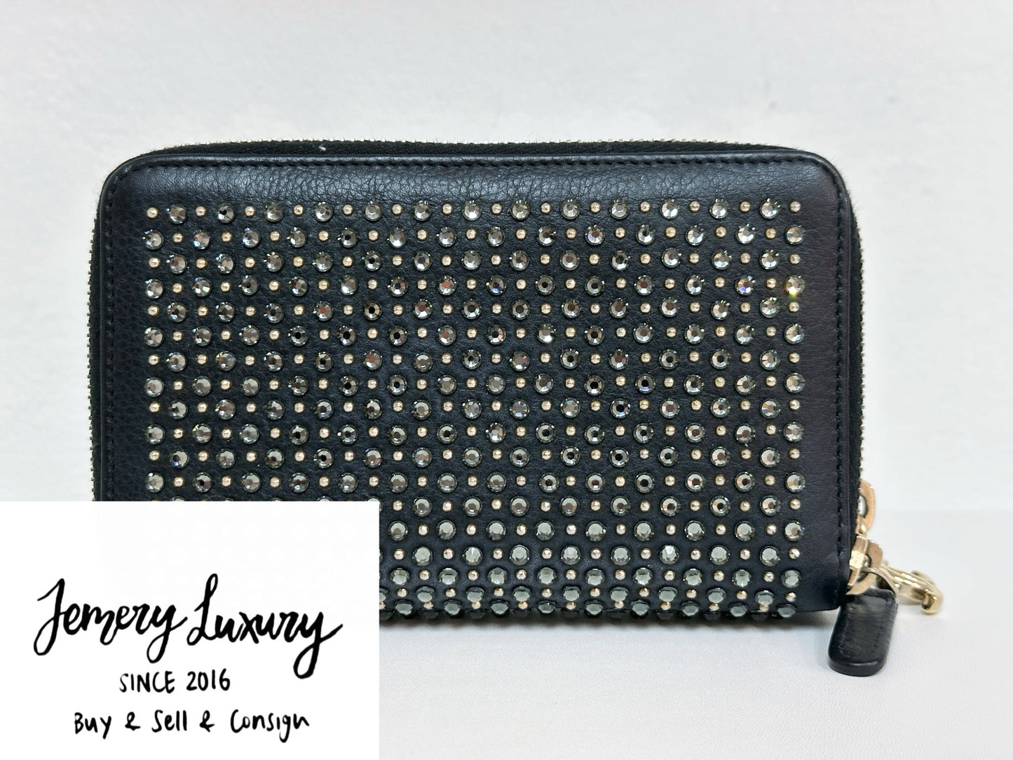 Chanel  2014-2015 Studded Zipped Women Wallet