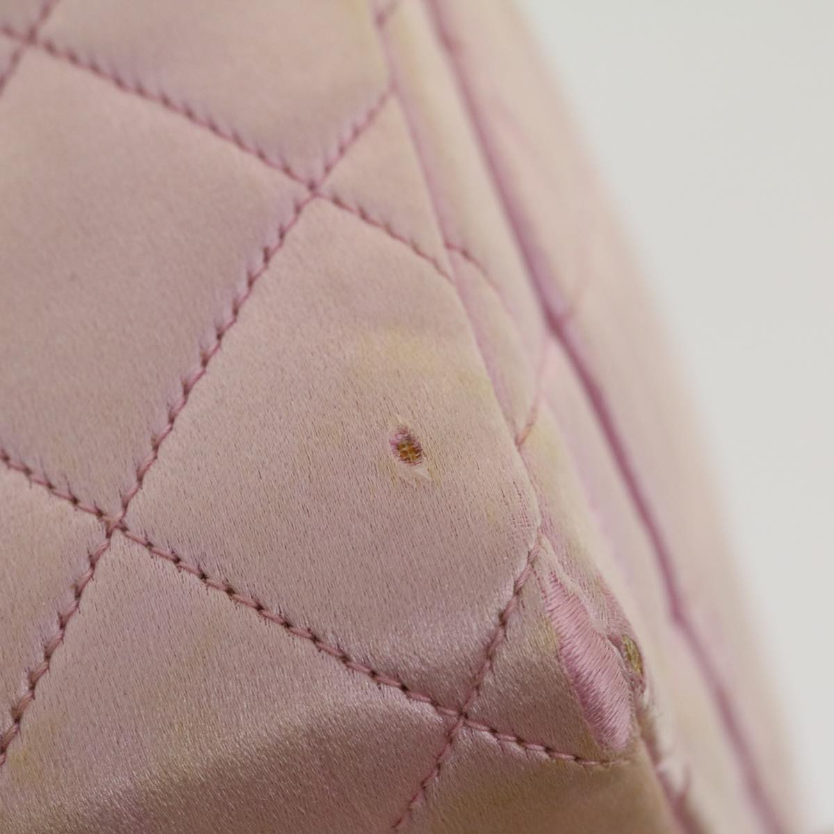 Top Quality Chanel Matelasse Hand Bag Silk Satin Pink CC Auth 29999A