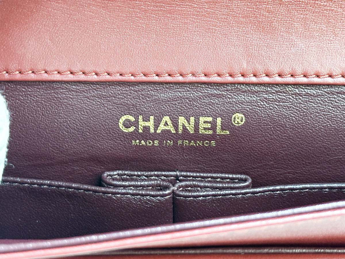 Chanel Pre-owned Classic Flap Gabrielle Brasserie Menu Clutch Burgundy and Black Lambskin Antique GHW 2163 holo card