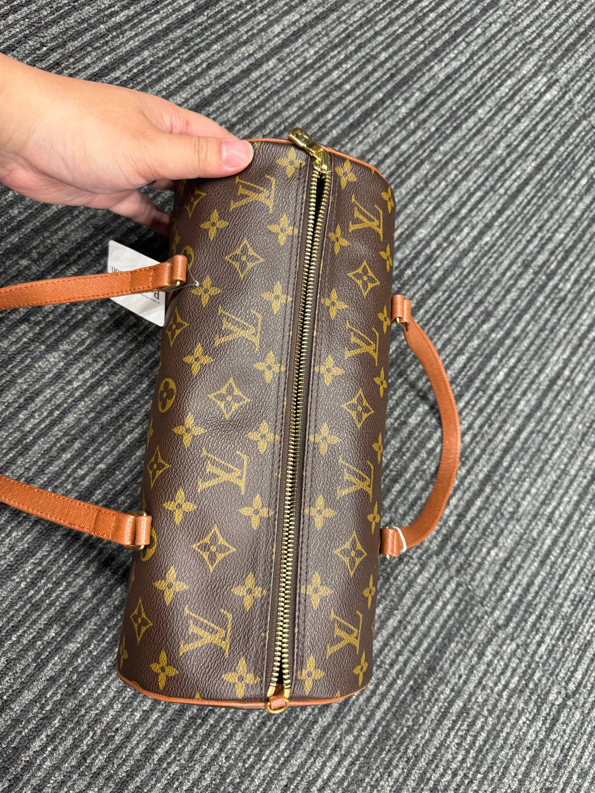 Very Good ( Rank A)｜ LV Monogram Papillon 30 Handbag ｜25042409