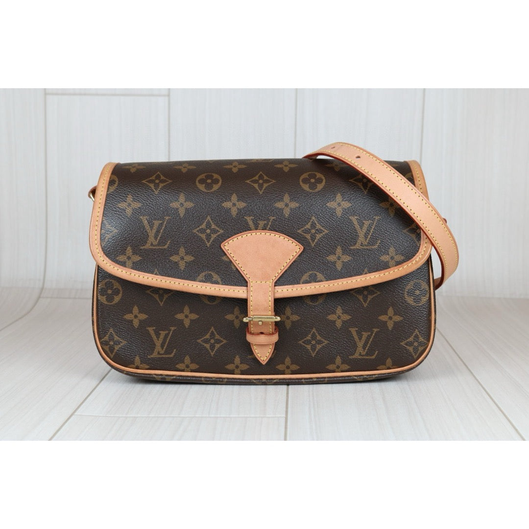 Rank A｜LV Monogram Sologne ShoulderBag｜S24080501