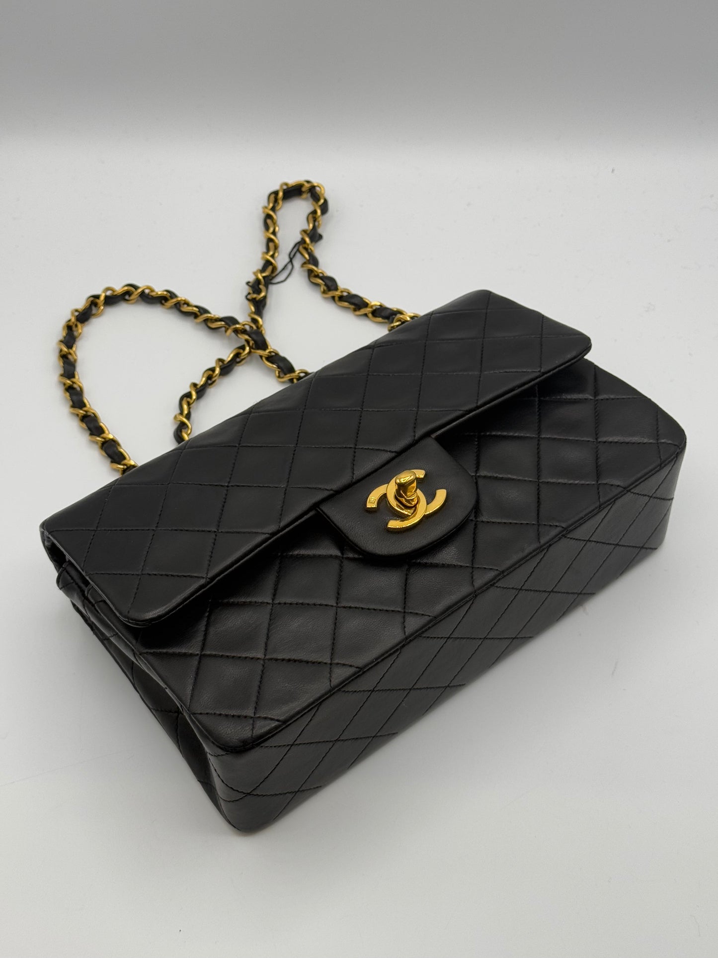 Chanel - Sac Classique Timeless 23