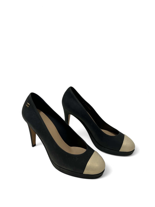 Chanel - Escarpins bout rond doré