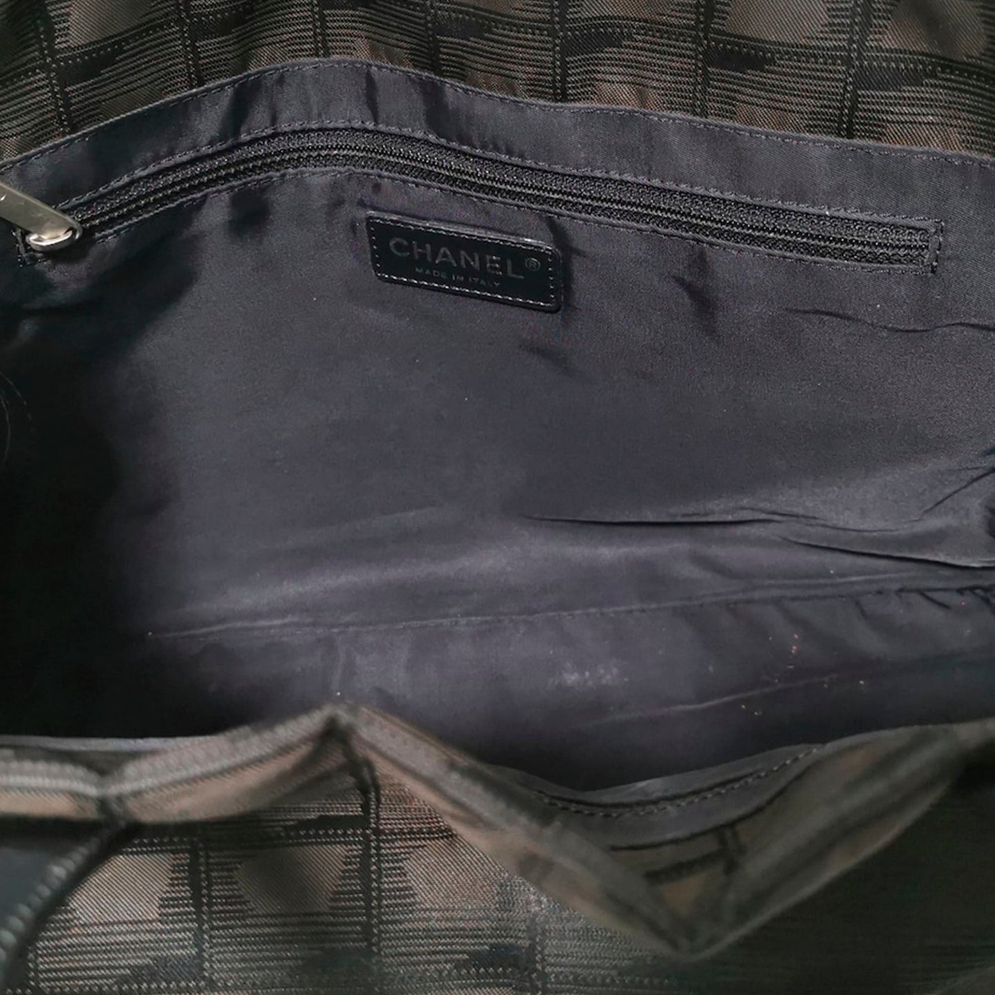 New Travel Line Canvas Tote Bag Black