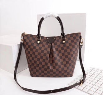 LB026      13.39x8.86x5.91inch