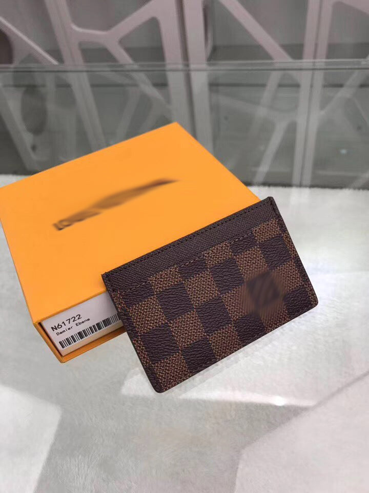 LB084   4.33x2.76x0.2 inch