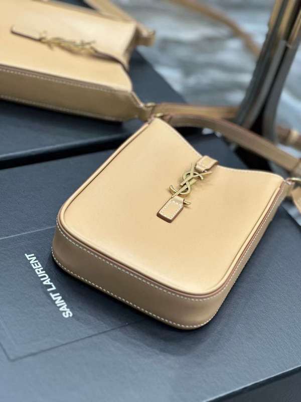 Yves Saint Laurent - Bags - The Wells Bags  622