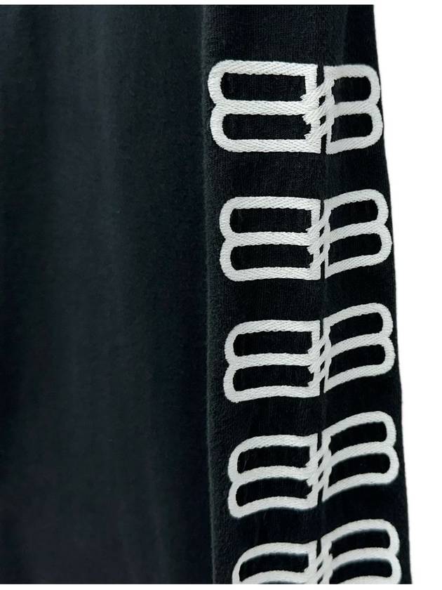 Luxury Balenciaga  BB Logo Sweatshirt Black