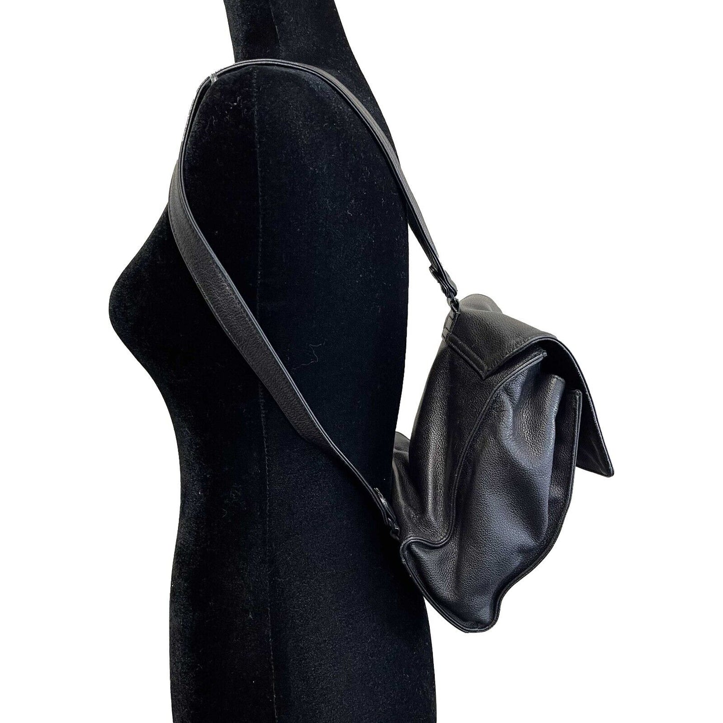 CHANEL Vintage 90's Caviar CC Black Backpack Bag