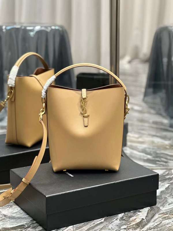 Yves Saint Laurent - Bags - The Wells Bags  602