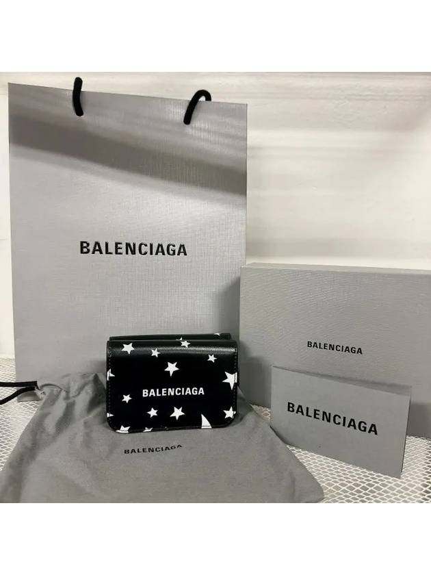 Luxury Balenciaga  Star Logo Print Tri-Fold Half Wallet Black