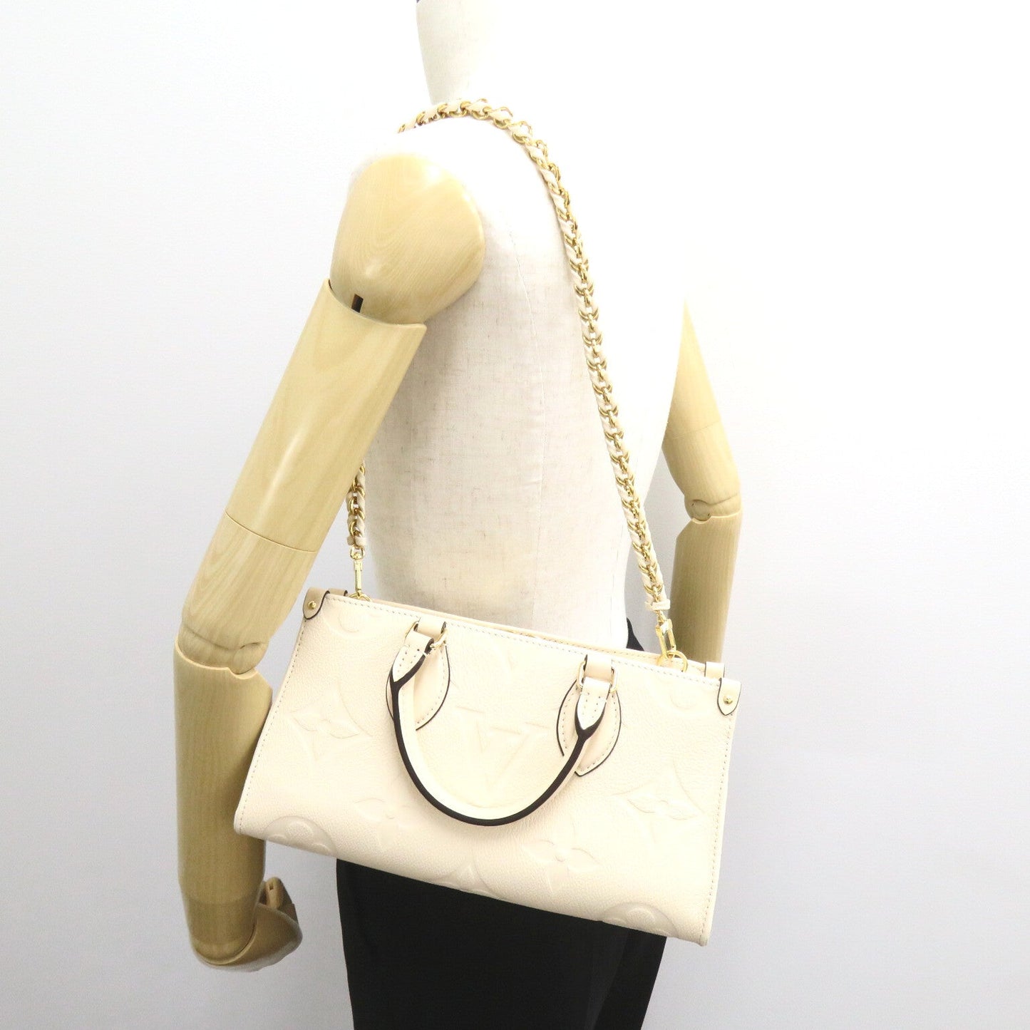 Louis Vuitton On The Go EW 2w Shoulder Bag 2way Shoulder Bag Leather Monogram Implant  Ivory M23698