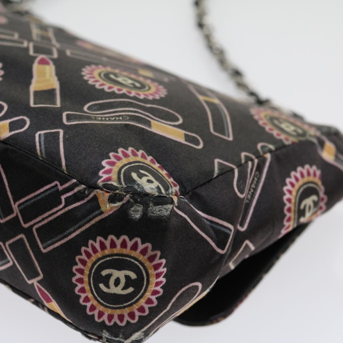 Top Quality Chanel Lip Chain Turn Lock Shoulder Bag Satin Black CC Auth 30892