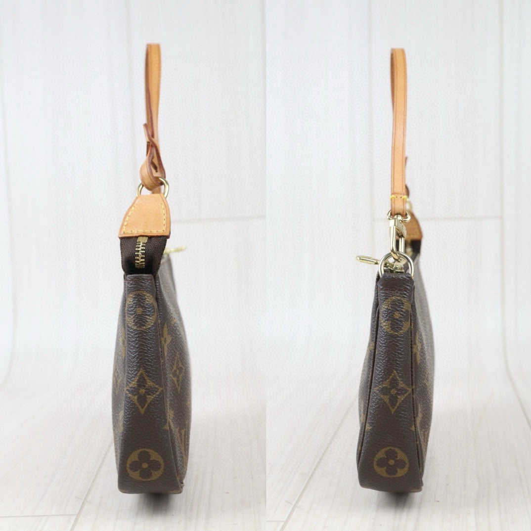 Good ( Rank AB)  ｜ LV Monogram Pochette Accessoires Vintage Model｜24082205