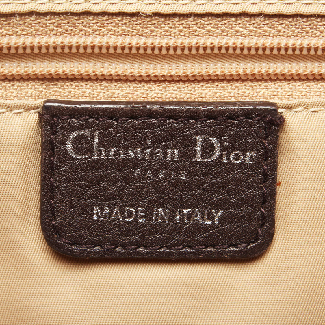 Street Chic Trotter Shoulder Bag