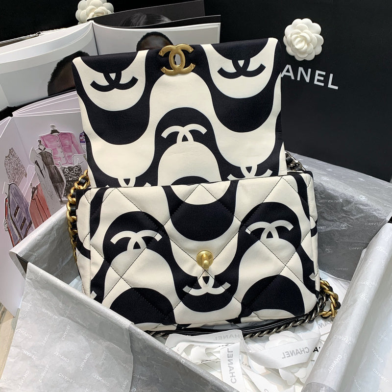 The Arid Bag Shop new Luxury  - Chanel Bags - 527