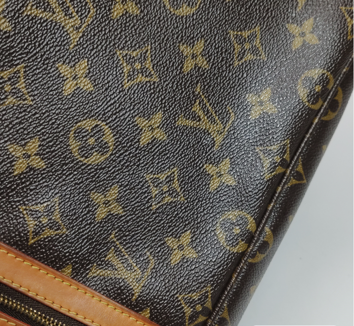 Preloved Louis Vuitton (LV) Sac Bosphore Monogram Bag 34.5cm 250326781121303