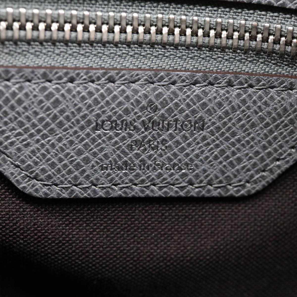 LOUIS VUITTON Taiga Roman MM Shoulder Bag Gracie M32623 LV Auth 32361A