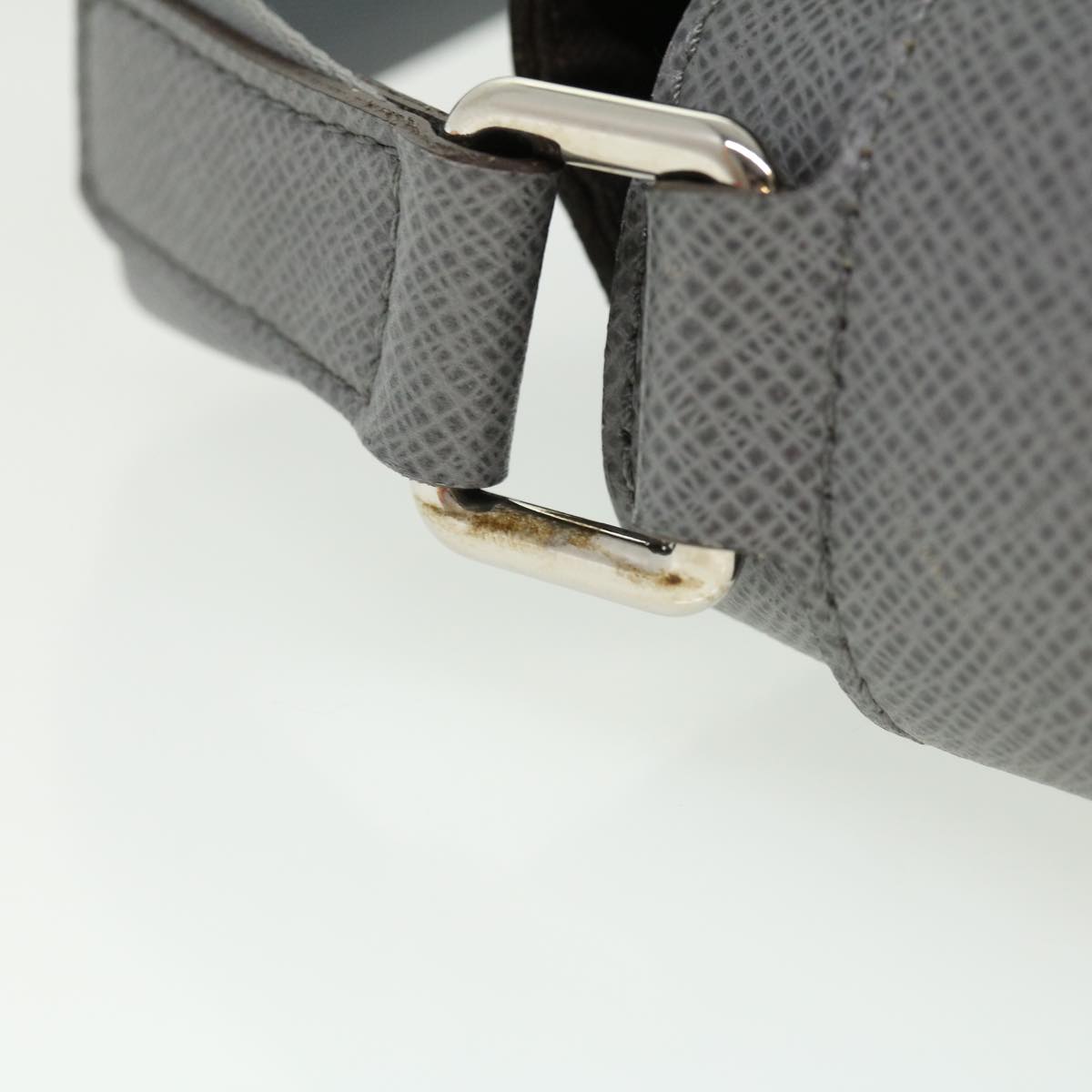 LOUIS VUITTON Taiga Roman MM Shoulder Bag Gracie M32623 LV Auth 32361A