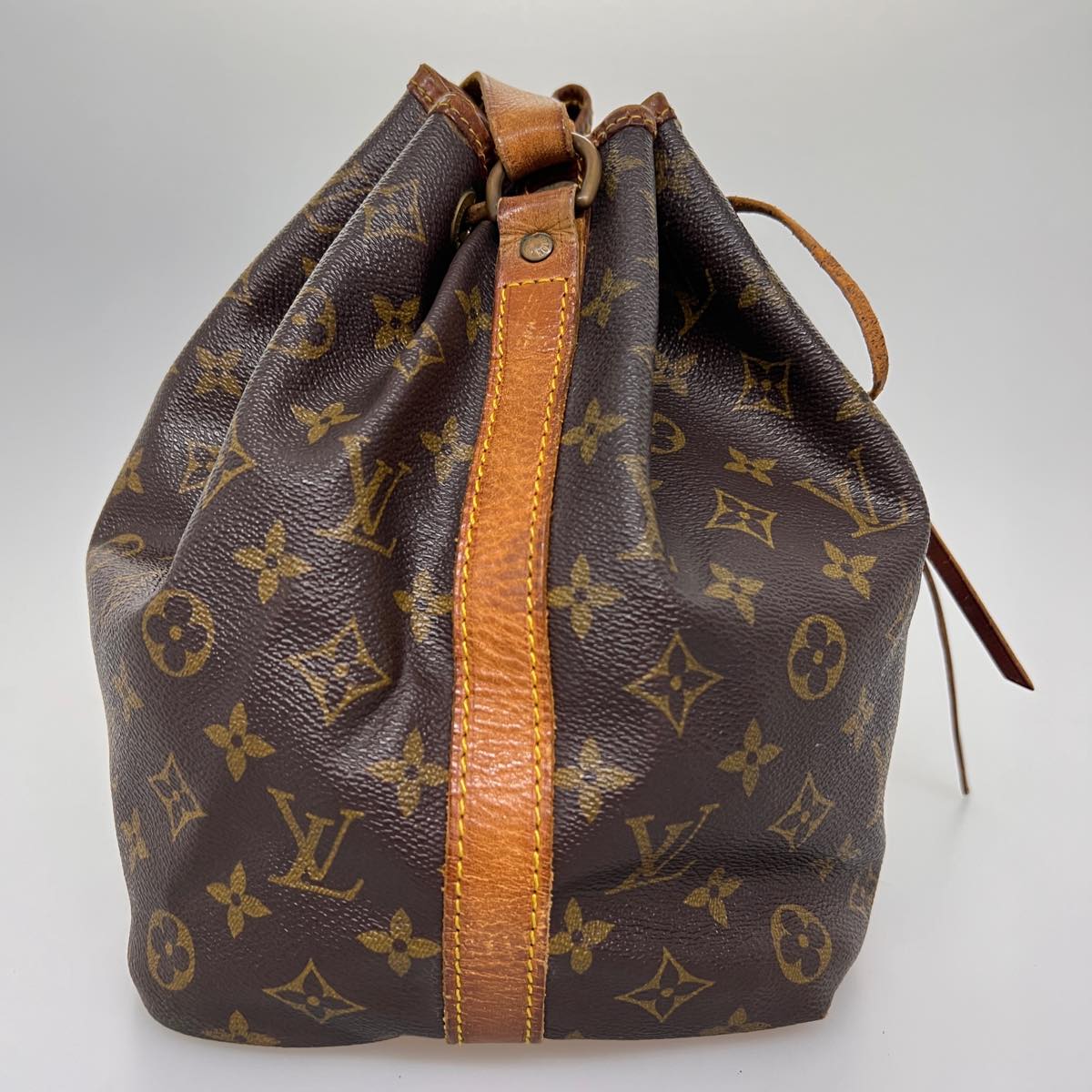 LOUIS VUITTON Monogram Petit Noe Shoulder Bag M42226 LV  32554