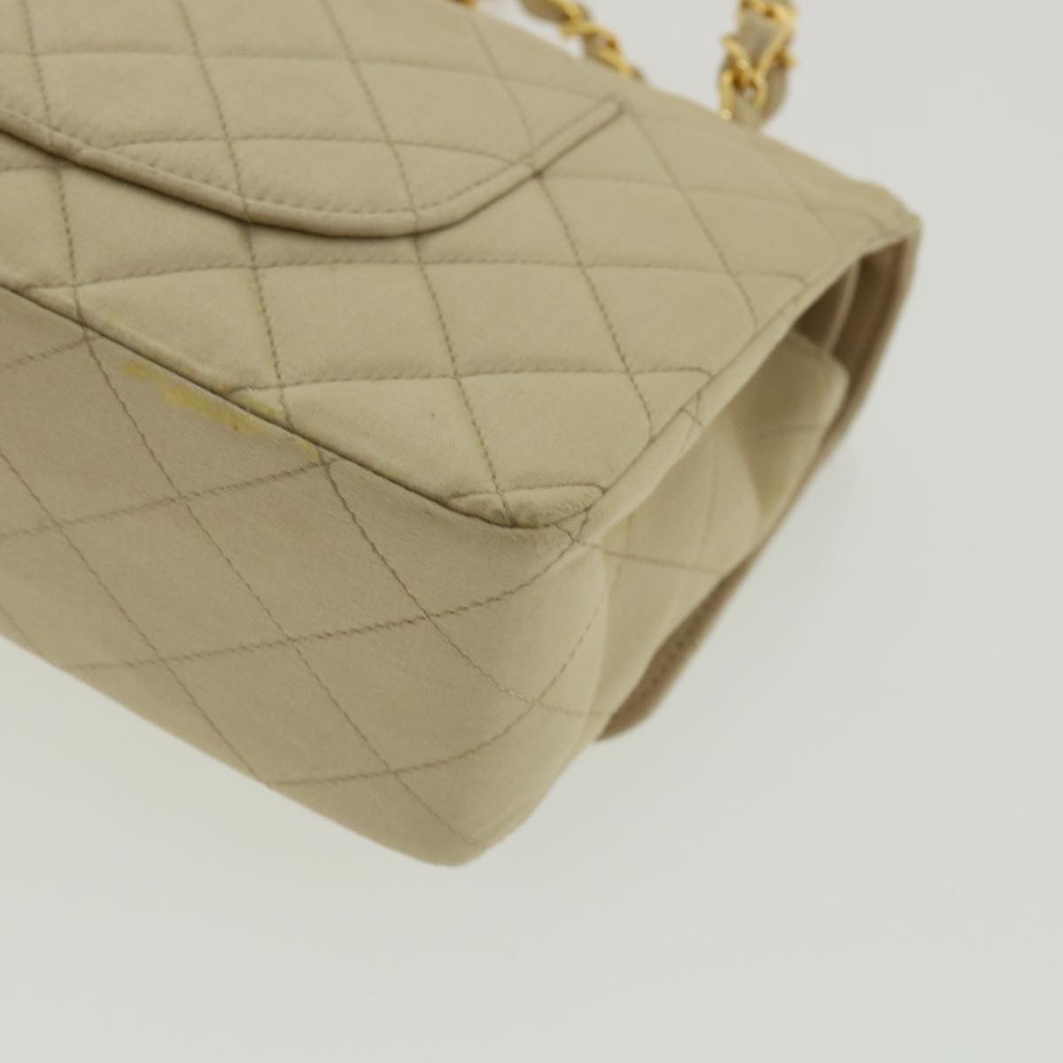 Top Quality Chanel Matelasse 25 Turn Lock Chain Shoulder Bag Satin Beige CC Auth 32604
