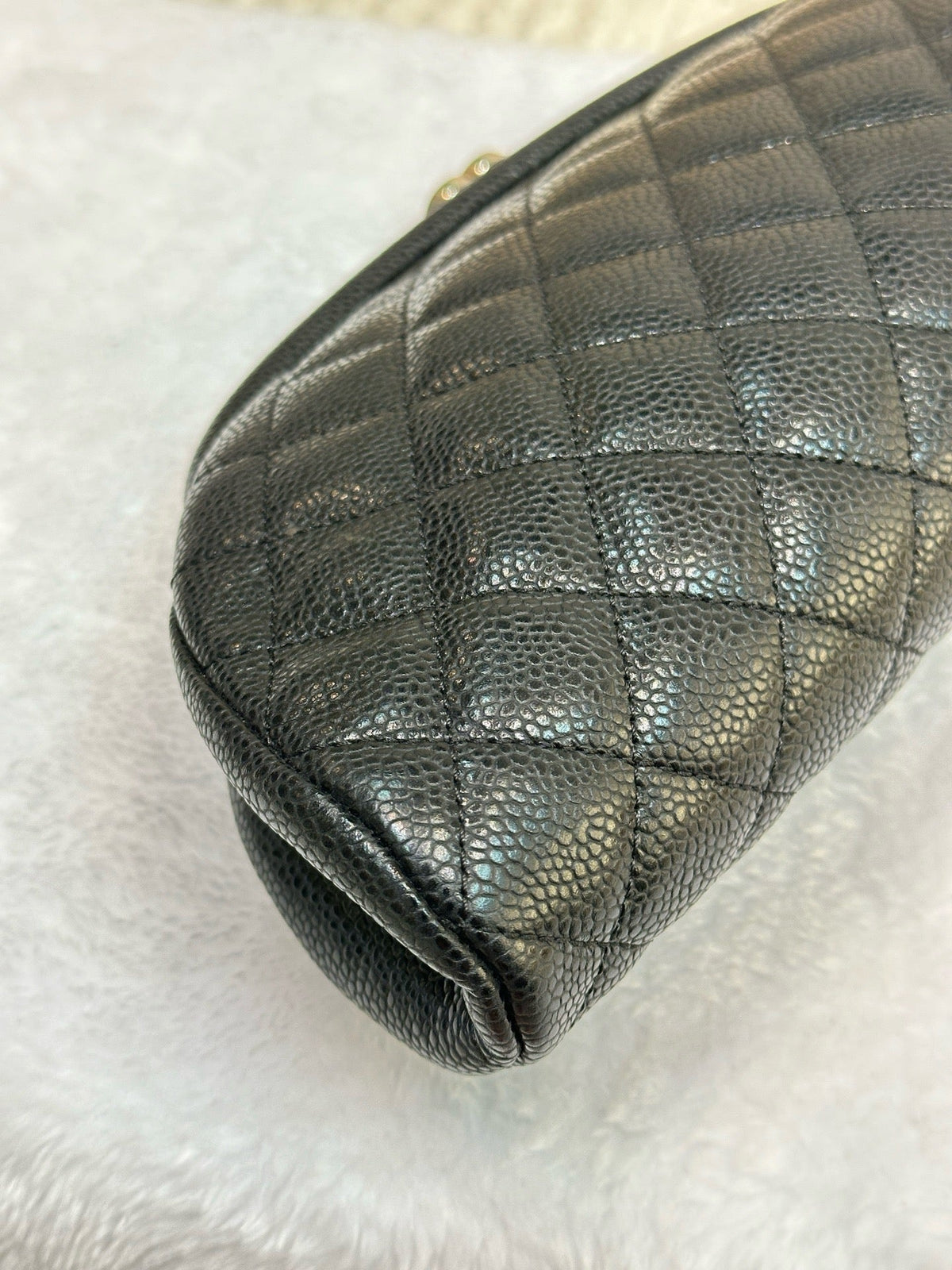 Chanel Quilted Timeless Kisslock Clutch Black Caviar SHW 1634 holo card