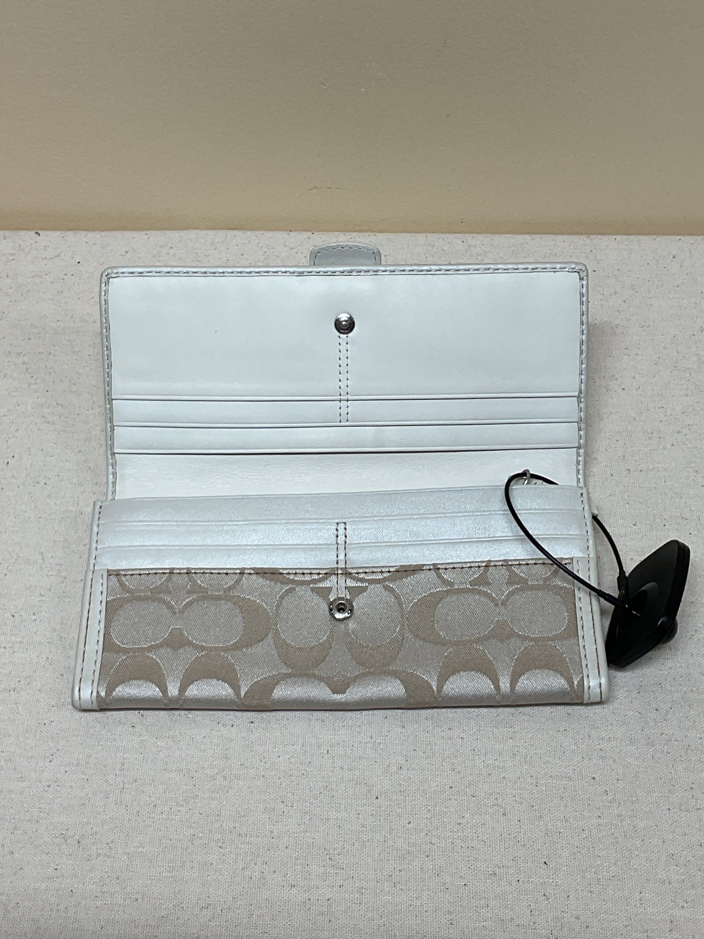 Wallet Designer By Coach In Cream, Size:Medium