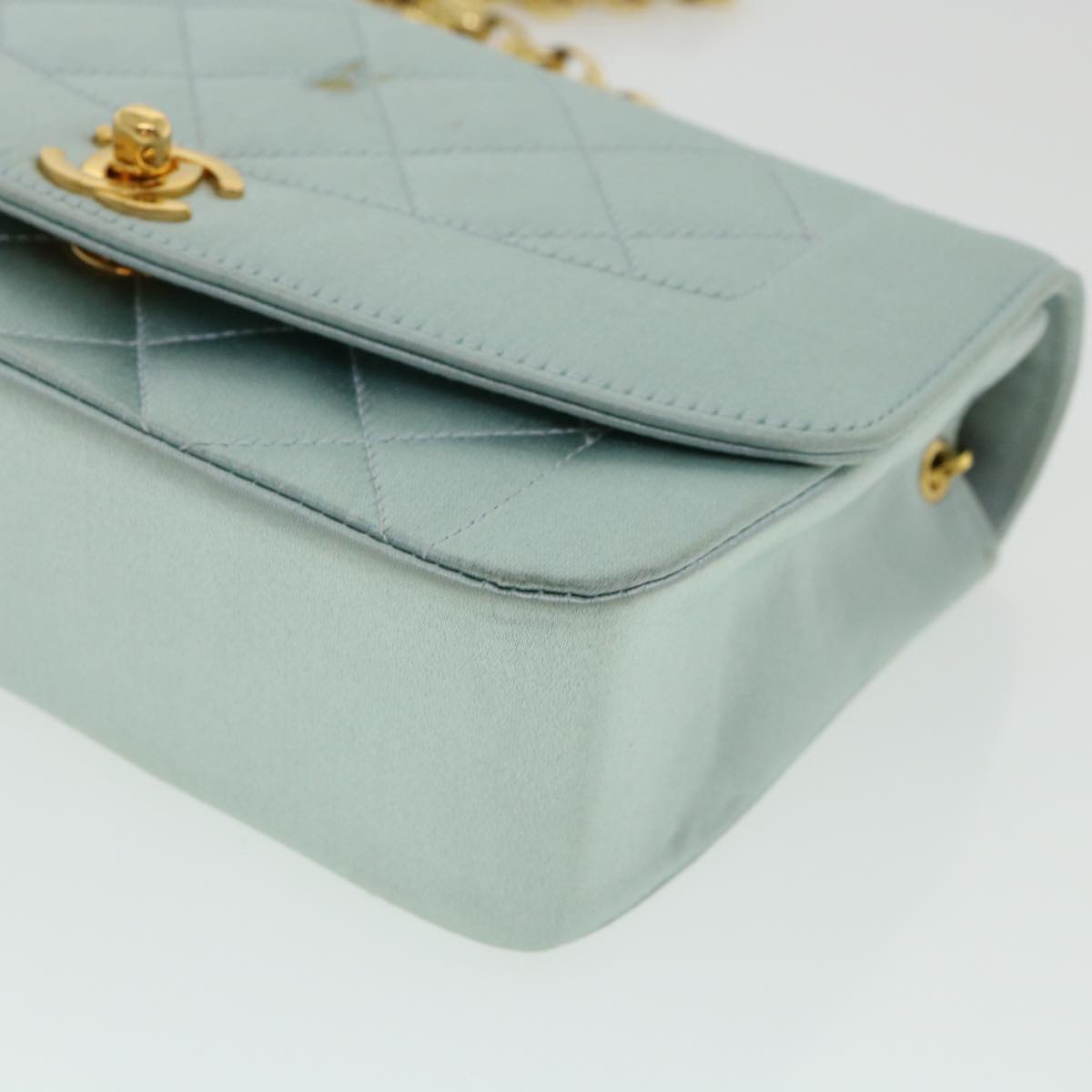 Top Quality Chanel Diana Matelasse Shoulder Bag Satin Light Blue CC Auth 33325A