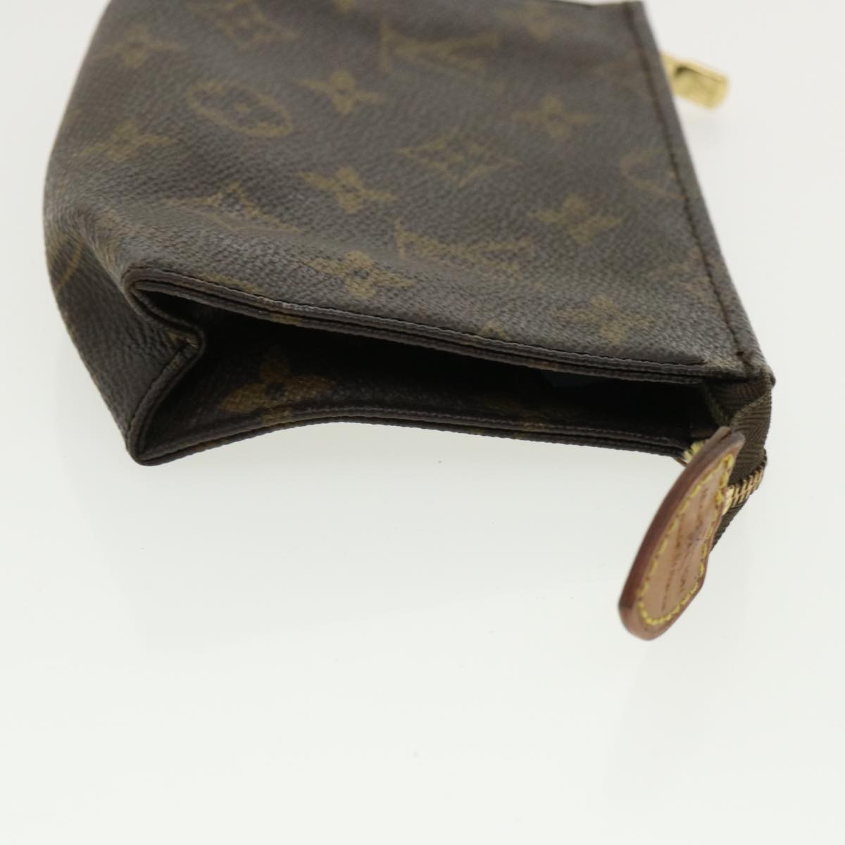 LOUIS VUITTON Monogram Poche Toilette 15 Pouch M47546 LV Auth 33831