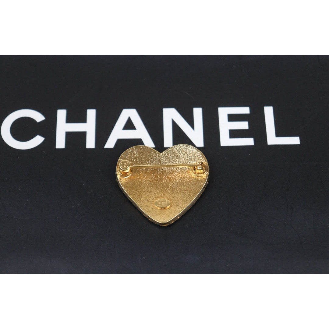 Very Good ( Rank A)｜ CHANEL Coco Mark 24P Denim Heart Brooch ｜V25052508