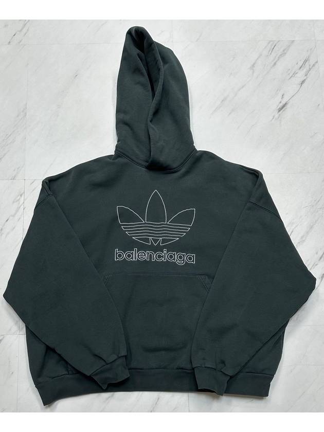 Luxury Balenciaga  x Adidas Logo Hoodie 115