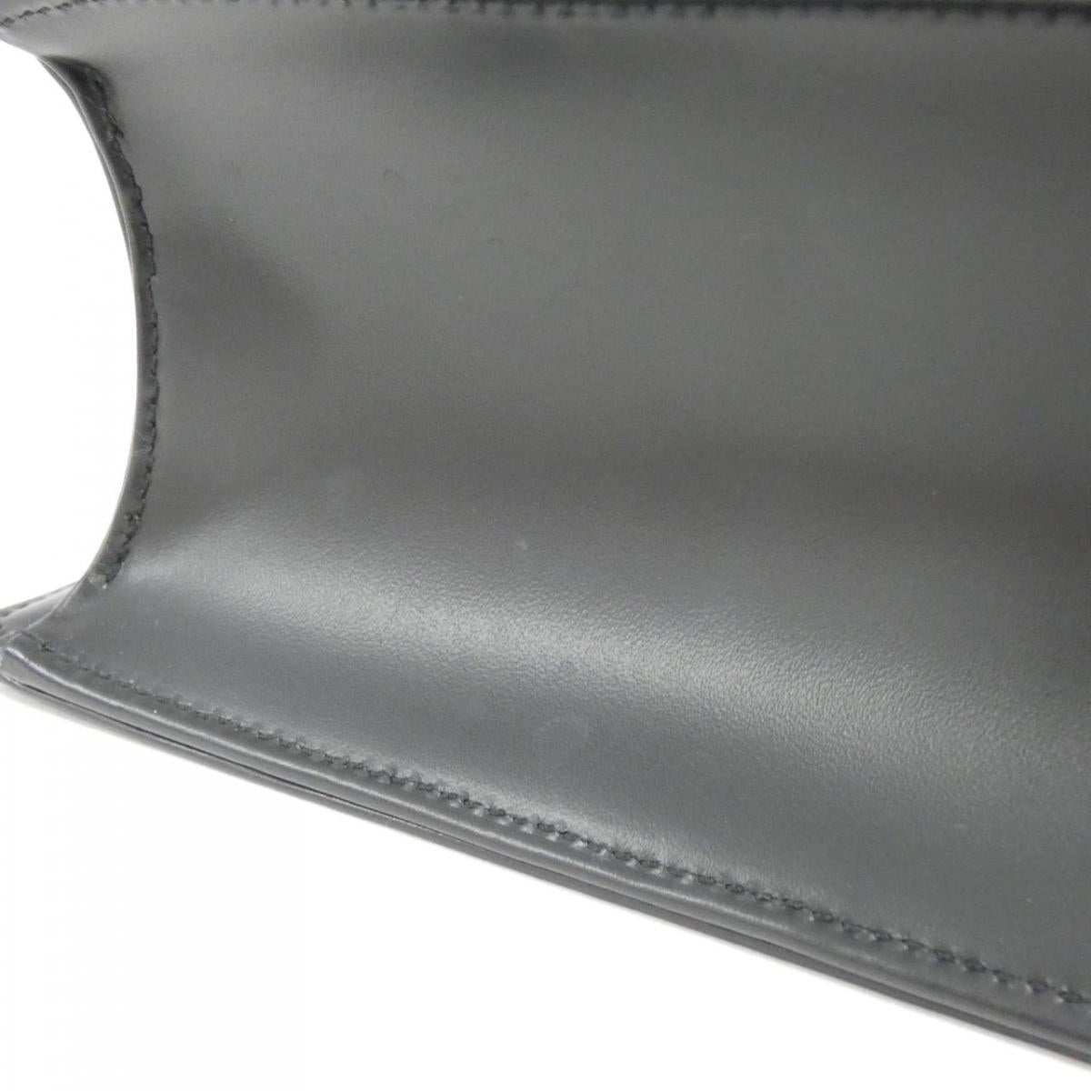 Louis Vuitton Epi On M52102 Bag