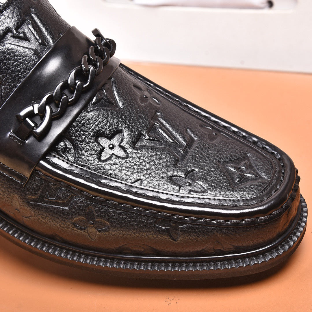 Louis Vuitton Moccasin shoes