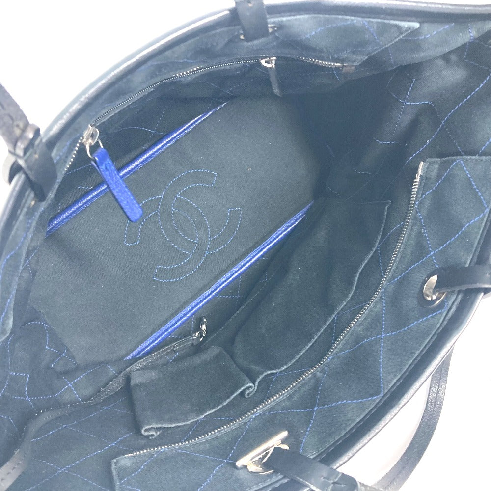 CHANEL Tote Bag Caviar skin Navy Comes with CC charm Matrasse quilting Women Used