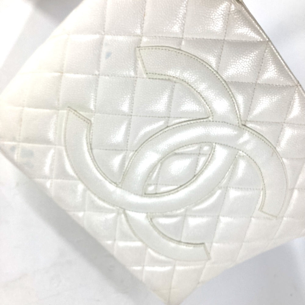 CHANEL Tote Bag A01804 Caviar skin white quilting matelasse CC COCO Mark Replica Tote