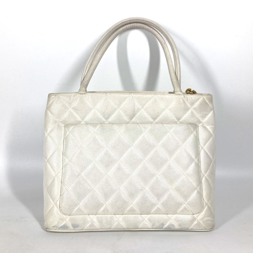 CHANEL Tote Bag A01804 Caviar skin white quilting matelasse CC COCO Mark Replica Tote