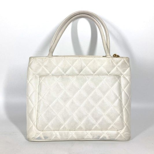 CHANEL Tote Bag A01804 Caviar skin white quilting matelasse CC COCO Mark Replica Tote