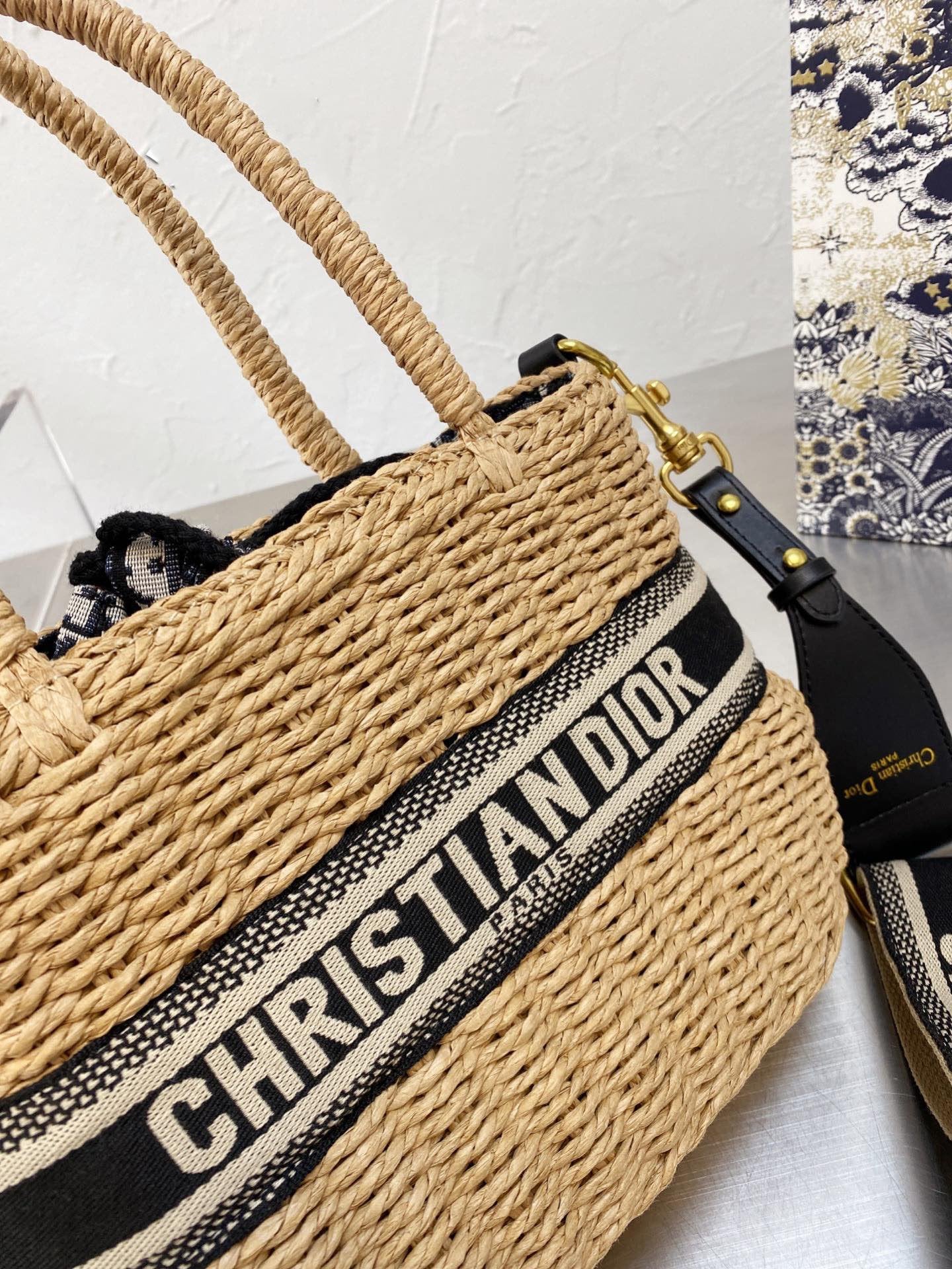 Luxury Handbags Christian Dior 210