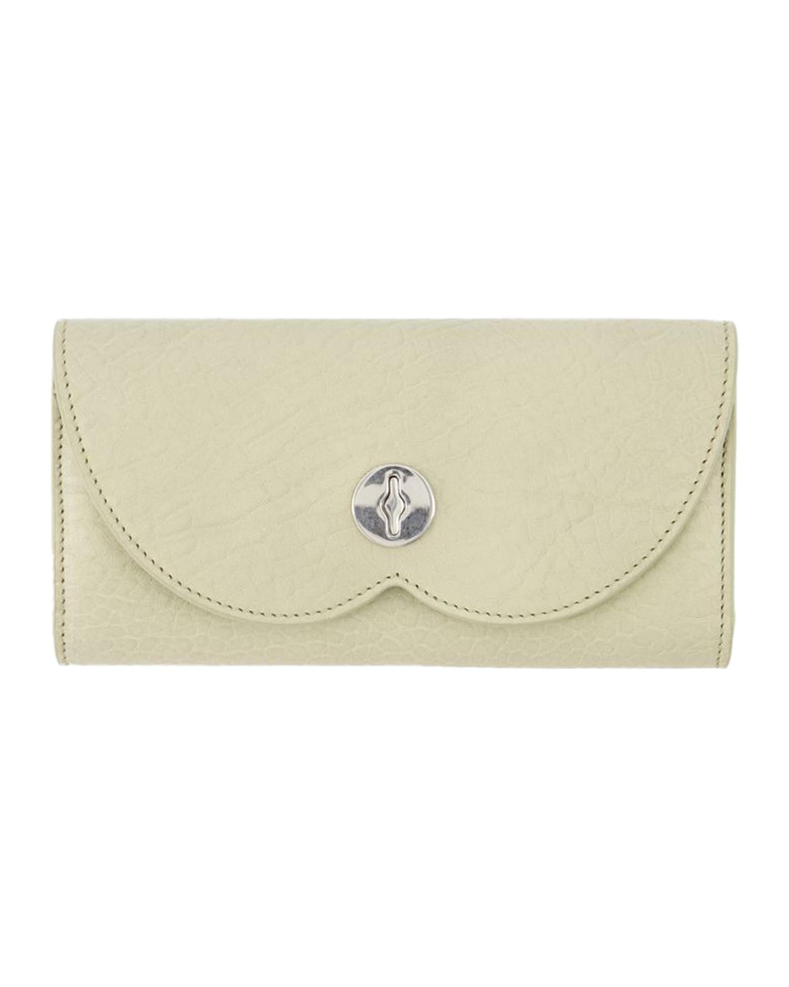 Burberry Scallop Flap Leather Wallet Women Beige Wallets & Pouches ONE SIZE Beige