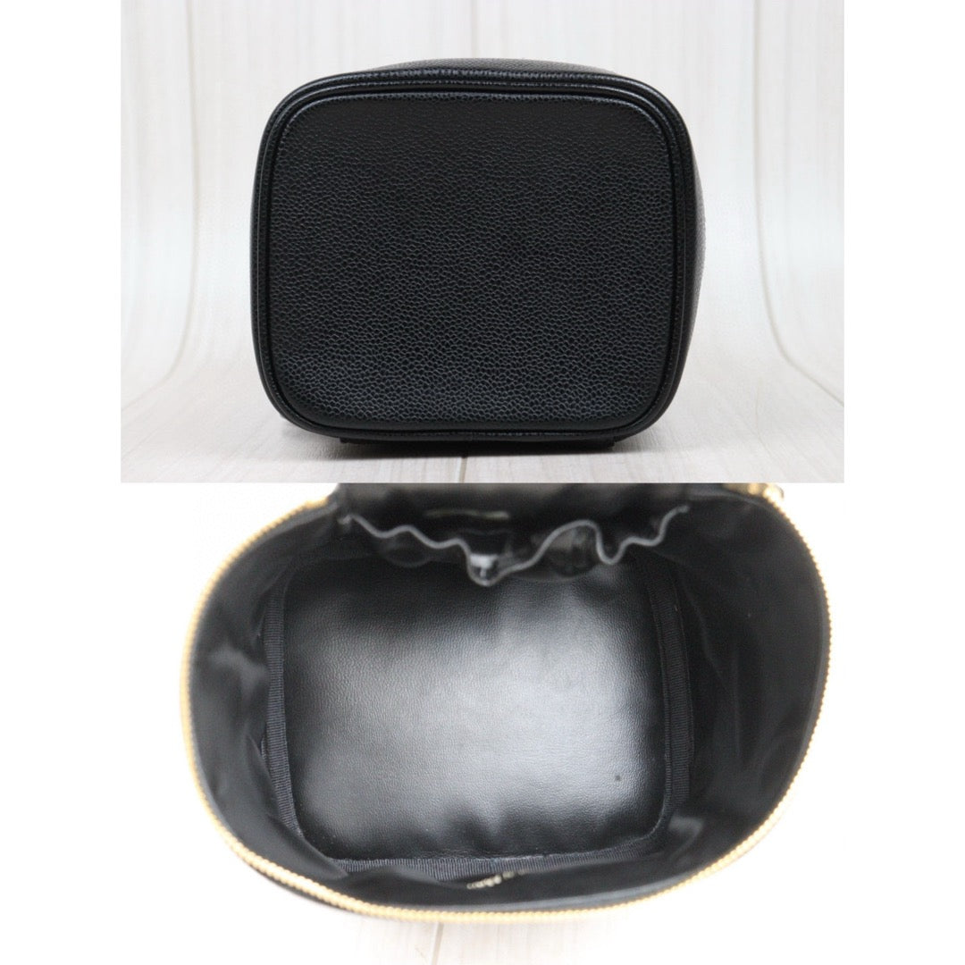 Very Good ( Rank A) ｜ CHANEL Caviar Skin Vanity Handbag  Made In 2000～2002 Year ｜25041011