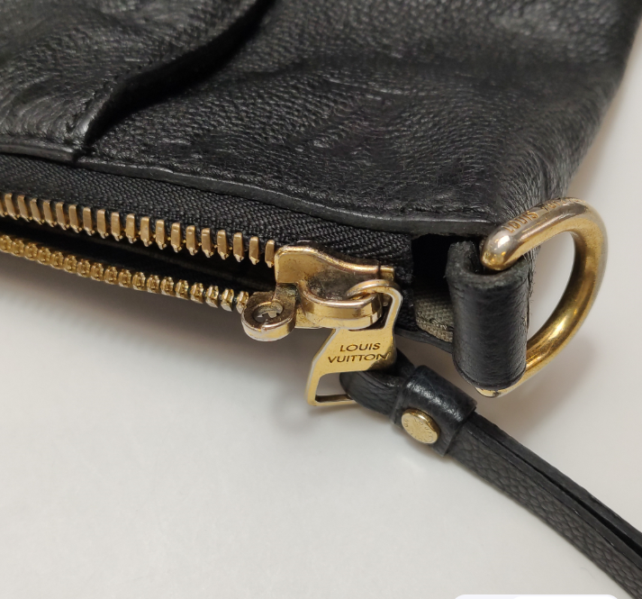 Preloved Louis Vuitton (LV) Lumineuse PM Black 34cm 250123781039800