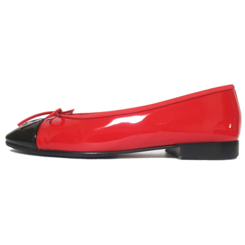 Chanel Coco Mark Patent Leather Ballerina Flats