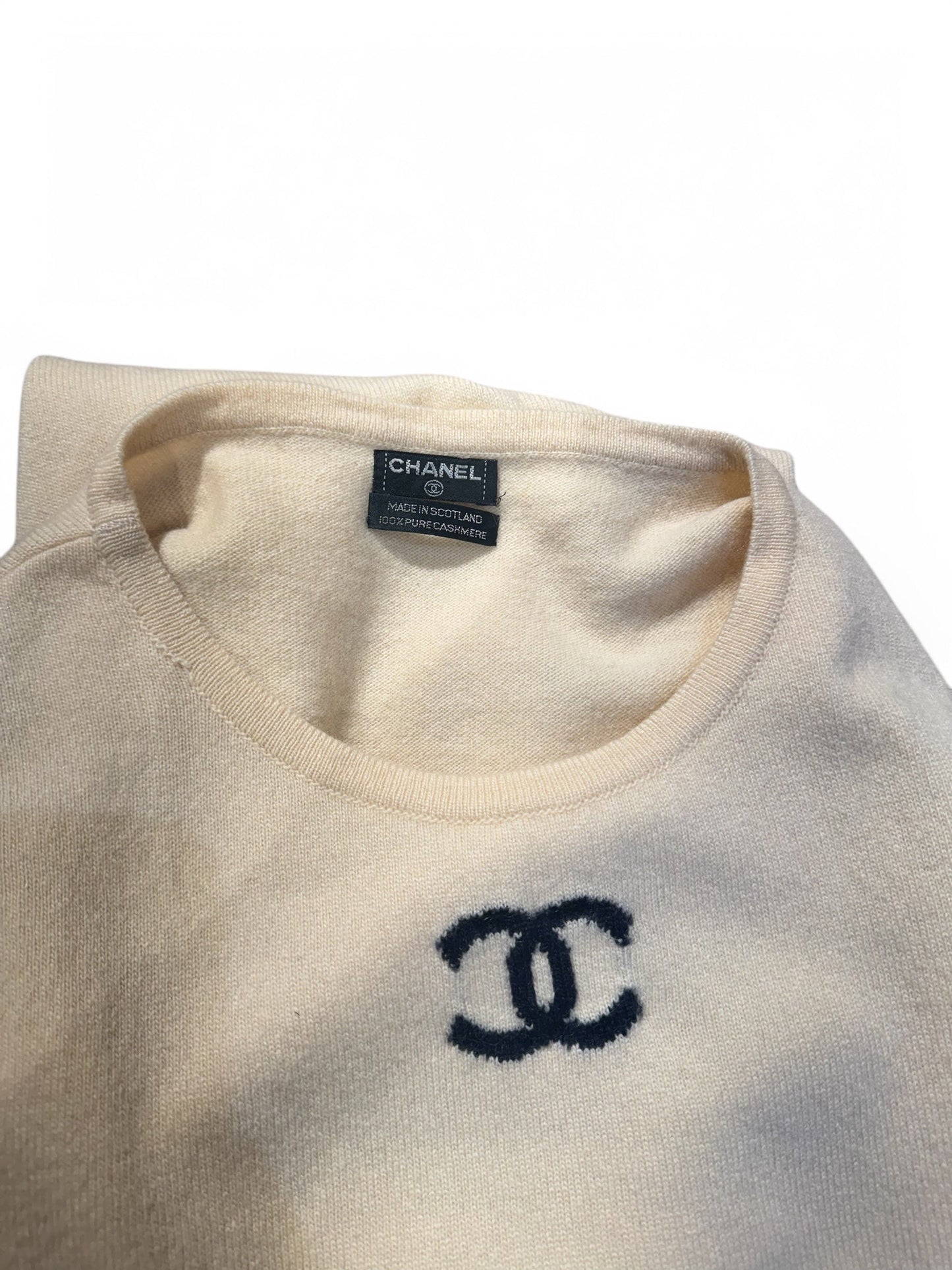 Chanel - Débardeur en cachemire blanc