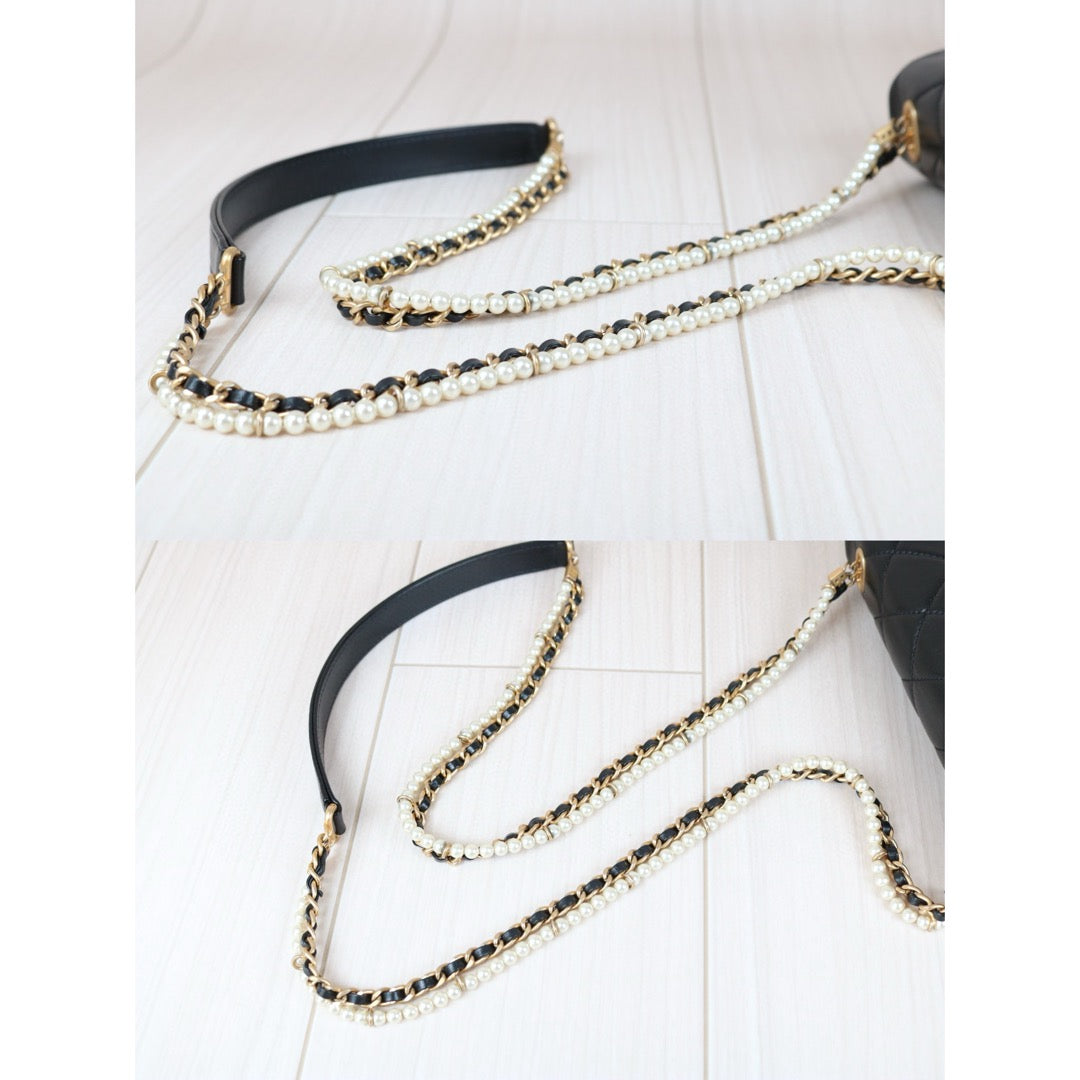 Very Good ( Rank A) ｜ CHANEL Matrasse Lamb Skin Mini Pearl Chain Bag Made in 2020-2021 Year｜S24082001