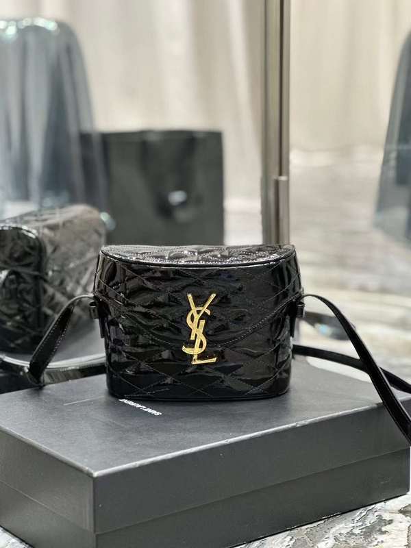 Yves Saint Laurent - Bags - The Wells Bags  542